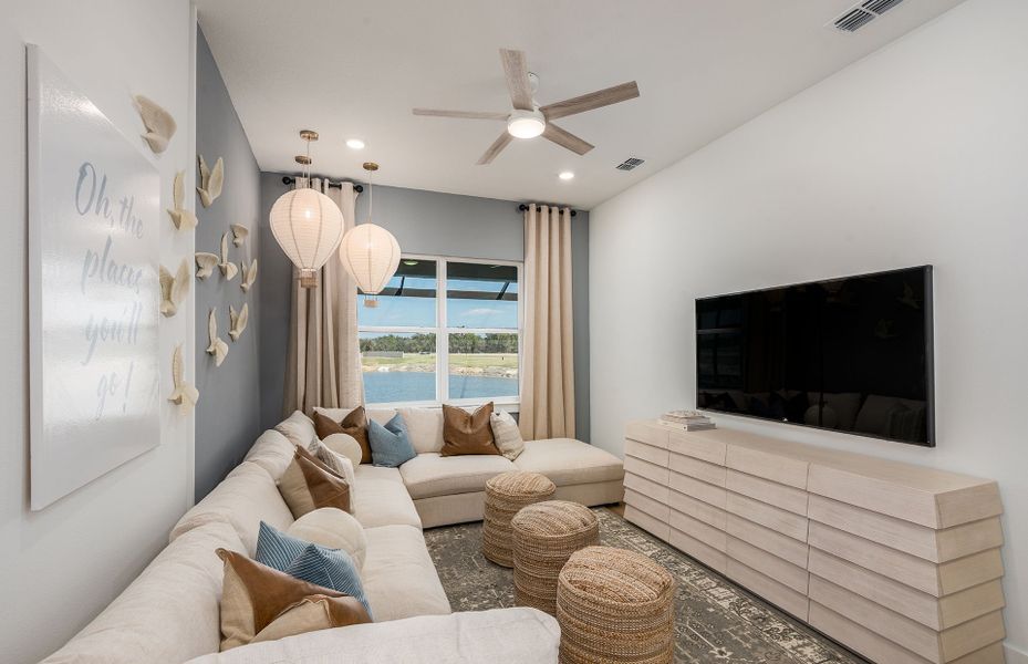 Representative furnished interior of a home built from the Roseland by Pulte Homes in Spencer Glen, Riverview (Image 7).