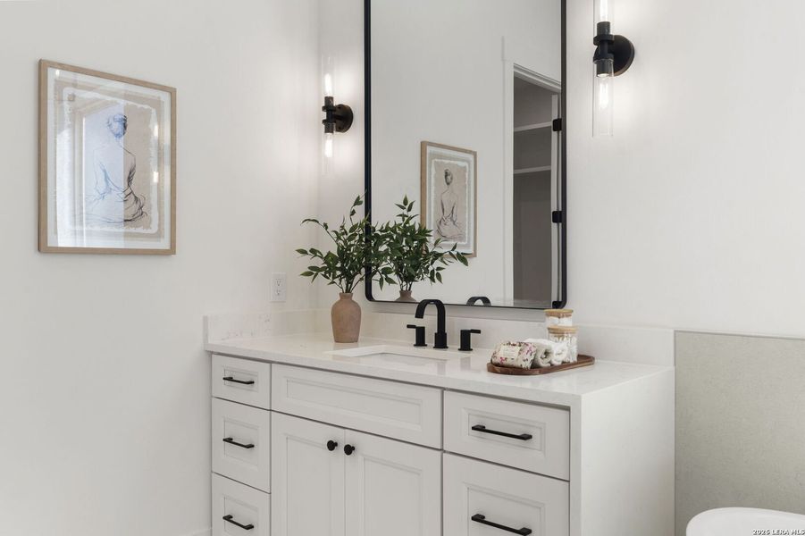Furnished interior view inside a new home in , Bandera (Image 41).
