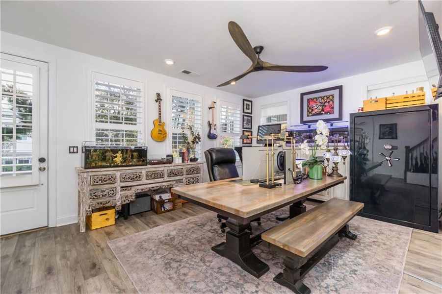 Furnished interior view inside a new home in Evanshire Single Family, Duluth (Image 6).
