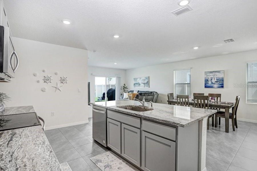Furnished interior view inside a new home in Epperson, Wesley Chapel (Image 11).