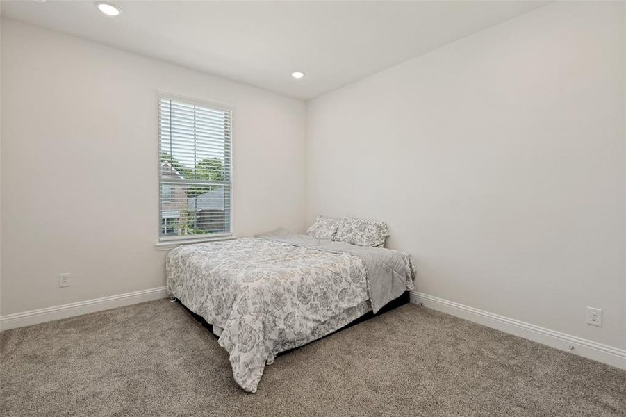 Furnished interior view inside a new home in Bayside, Rowlett (Image 21). Furnished interior view inside a new home in Bayside, Rowlett (Image 21).