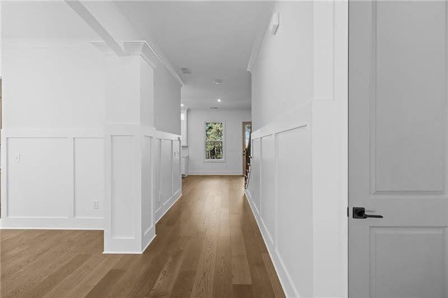 Spacious, unfurnished interior of a new home in Livingstone Park, Kennesaw (Image 17).