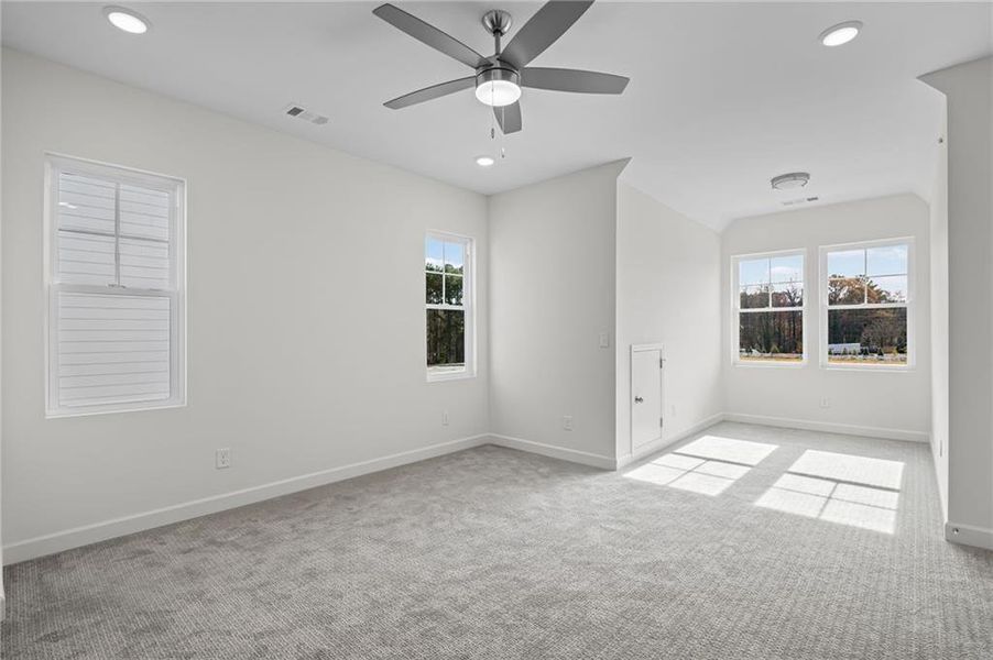 Spacious, unfurnished interior of a new home in The Village at River Green, Canton (Image 19).