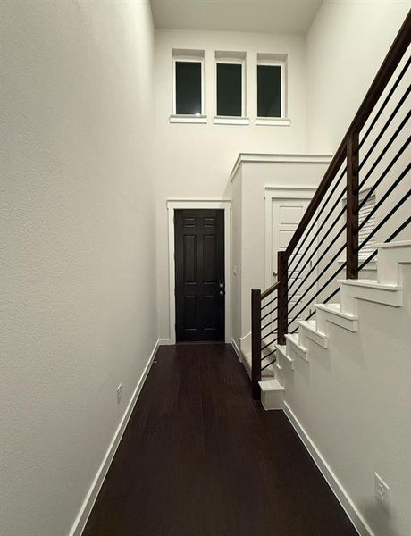 Spacious, unfurnished interior of a new home in , Garland (Image 13).