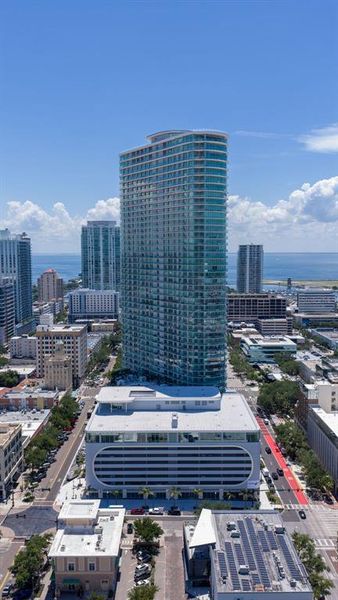 Condo located in St. Petersburg, FL showcasing its design and architecture (Image 46). Condo located in St. Petersburg, FL showcasing its design and architecture (Image 46).