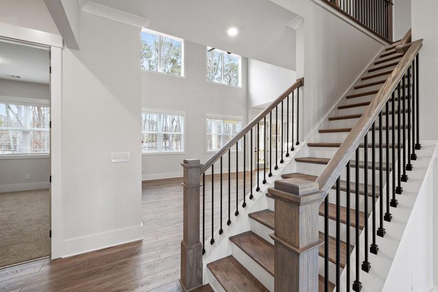 Spacious, unfurnished interior of a new home in Hillshire, Cumming (Image 15).