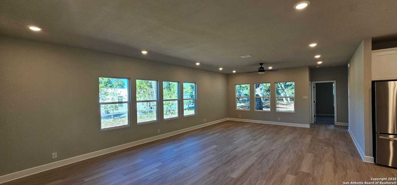 Spacious, unfurnished interior of a new home in , Spring Branch (Image 12).