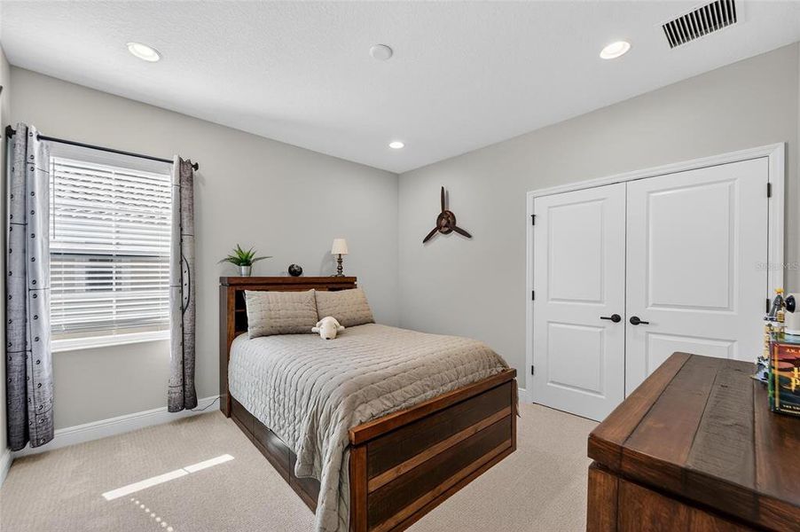 Furnished interior view inside a new home in Creek Ridge Preserve, Lithia (Image 52). Furnished interior view inside a new home in Creek Ridge Preserve, Lithia (Image 52).