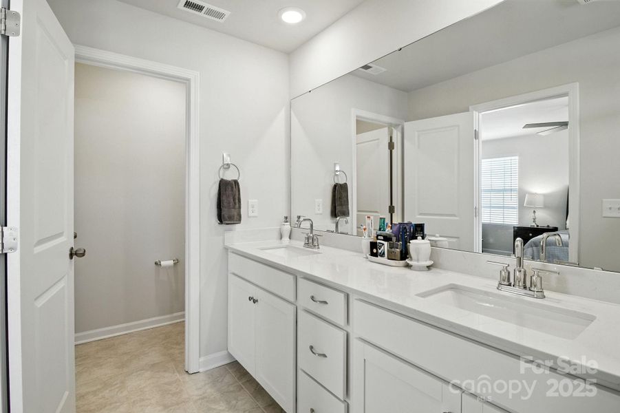 Furnished interior view inside a new home in , Fort Mill (Image 5).