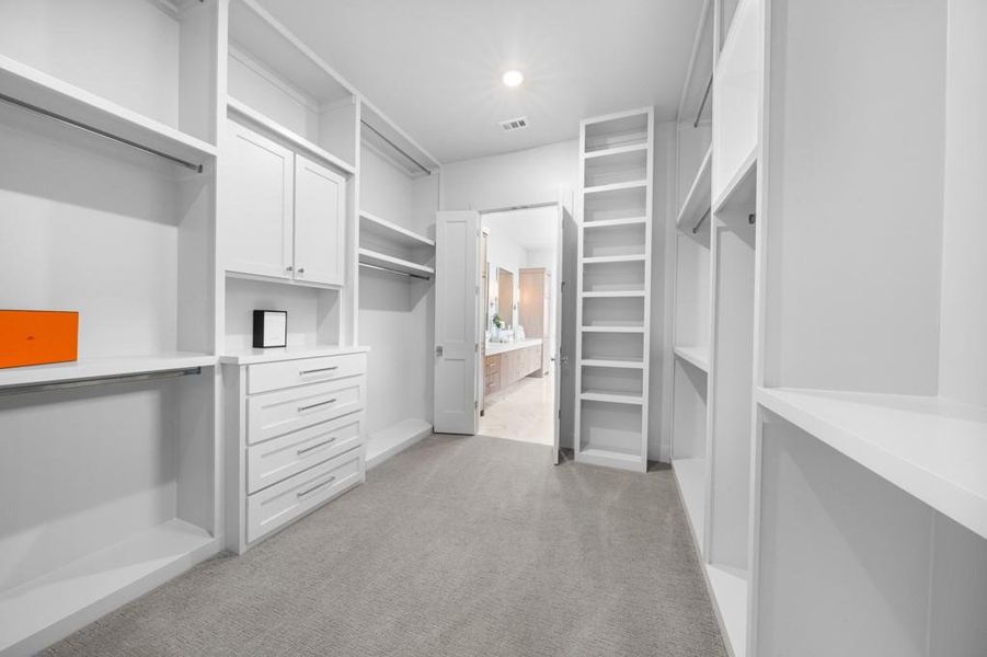 Furnished interior view inside a new home in , Dallas (Image 25).