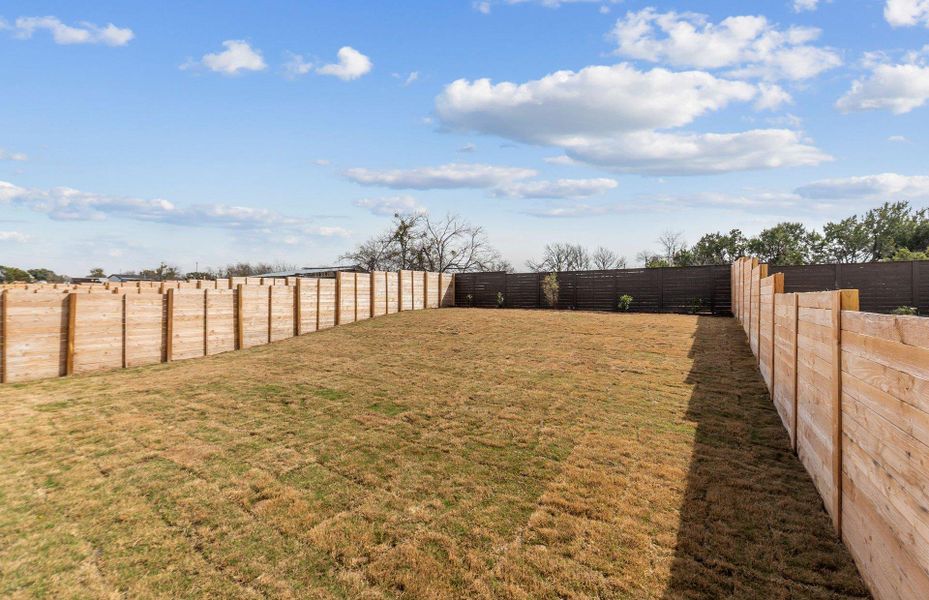 Exterior details and patio area of a home in Horizon Lake, Leander (Image 3). Exterior details and patio area of a home in Horizon Lake, Leander (Image 3).