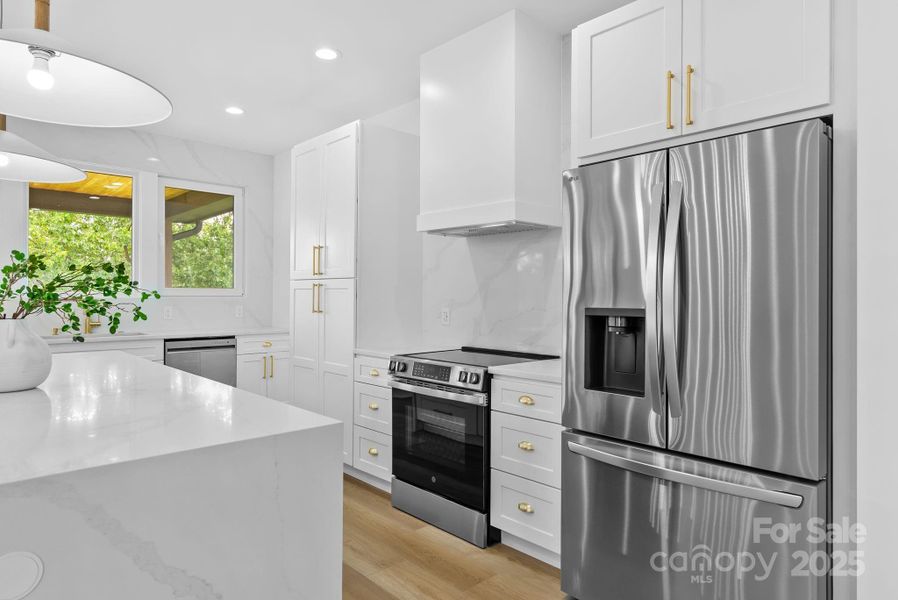 Furnished interior view inside a new home in , Mills River (Image 4).