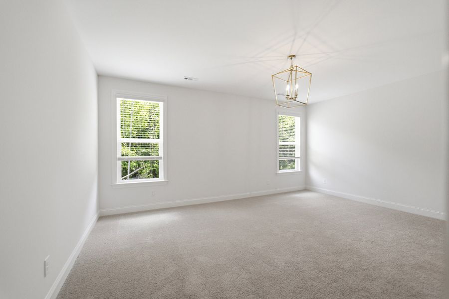 Spacious, unfurnished interior of a new home in Aden Woods, Fairview (Image 34).