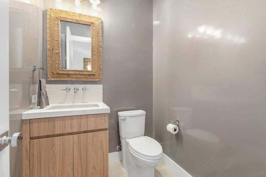 Powder Room Powder Room