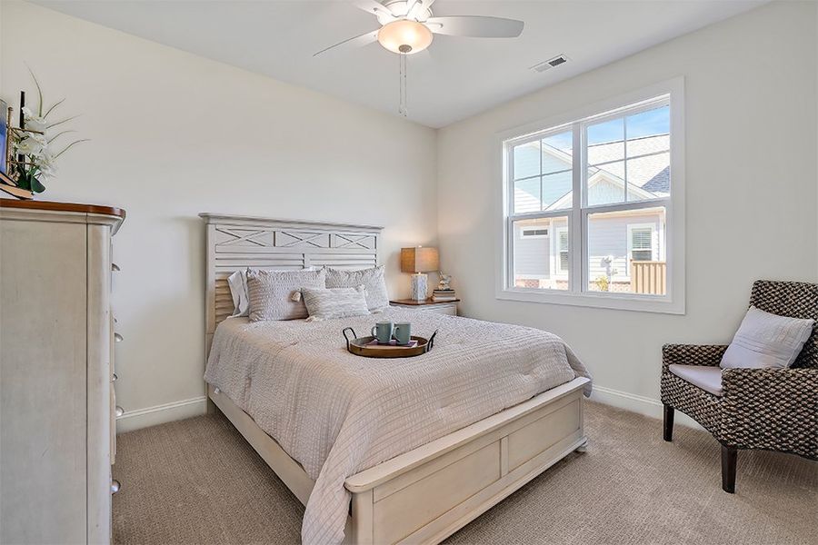 Hamilton Bay, Guest Bedroom