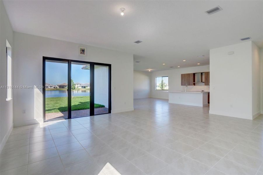 Spacious, unfurnished interior of a new home in , Ave Maria (Image 22).