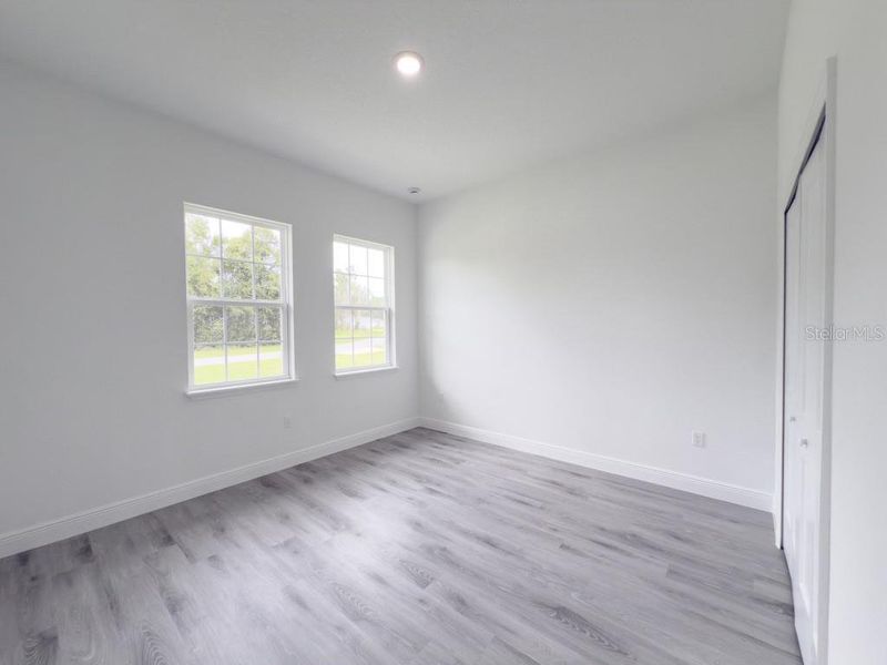 Spacious, unfurnished interior of a new home in , Ocala (Image 26).