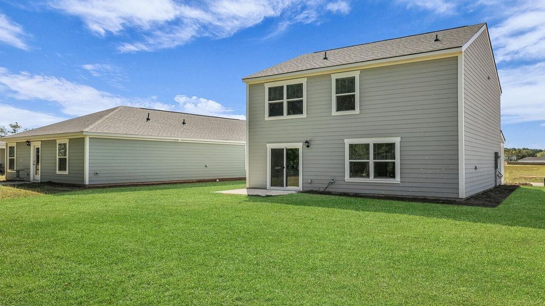 Exterior details and patio area of a home in Center Pointe, Santee (Image 3).