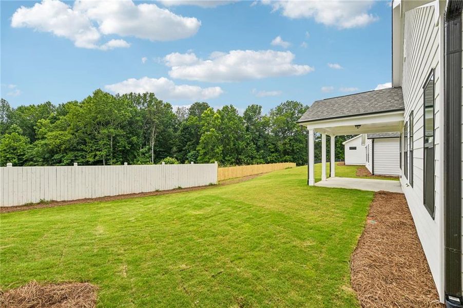 Exterior details and patio area of a home in Aberdeen, Hoschton (Image 26). Exterior details and patio area of a home in Aberdeen, Hoschton (Image 26).