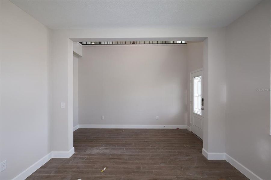 Spacious, unfurnished interior of a new home in Center Lake on the Park, St. Cloud (Image 7). Spacious, unfurnished interior of a new home in Center Lake on the Park, St. Cloud (Image 7).