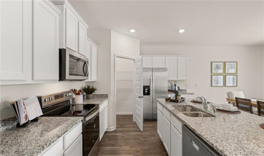 Furnished interior view inside a new home in Twin Lakes, Hoschton (Image 23).