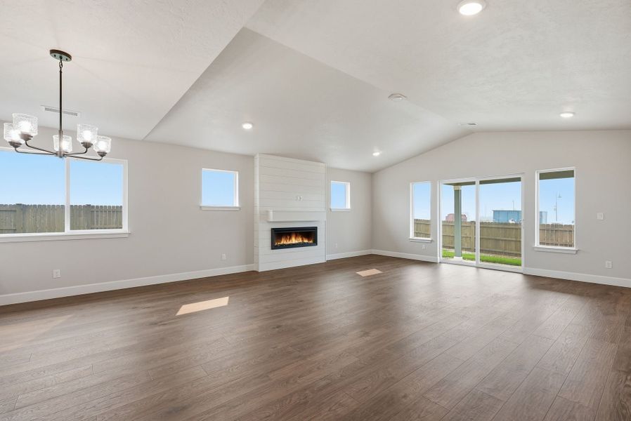 Representative unfurnished interior of a home built from the Laurel by MonteVista Homes in IronHorse, Prineville (Image 15).