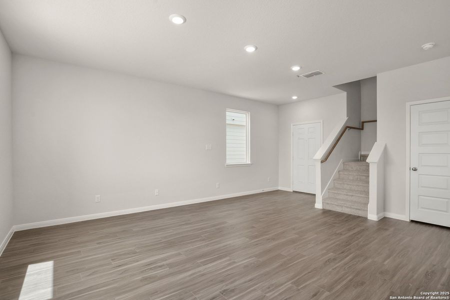 Spacious, unfurnished interior of a new home in Abbott Place, St. Hedwig (Image 24).