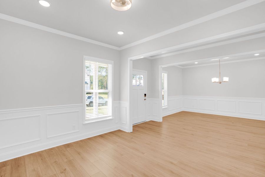 Spacious, unfurnished interior of a new home in Oakleaf Chase, Blythewood (Image 31).