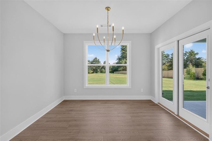 Spacious, unfurnished interior of a new home in , Gainesville (Image 26).