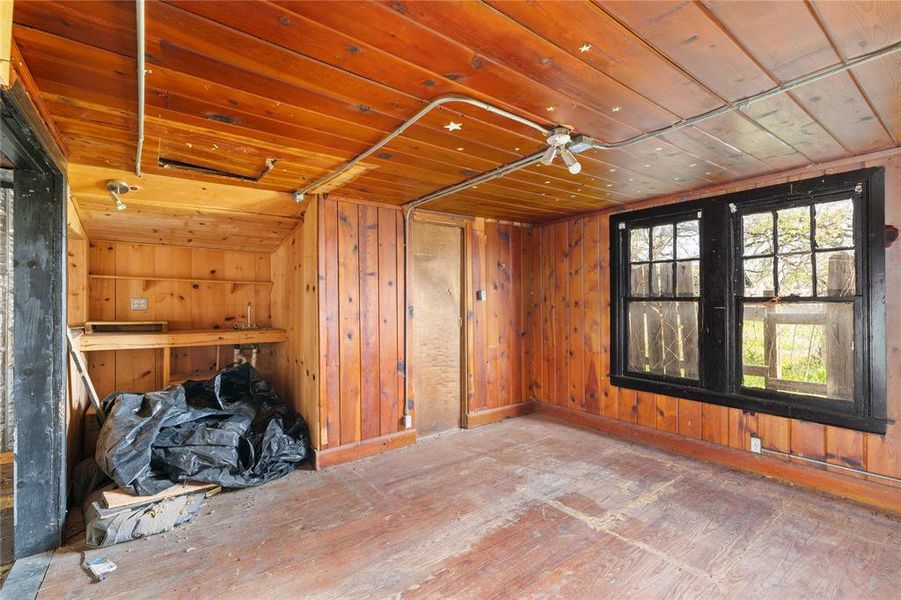 Storage space or man cave Storage space or man cave