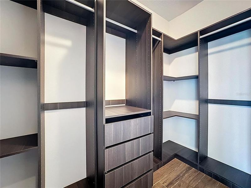 Close-up of interior finishes inside a home in , Orlando (Image 20). Close-up of interior finishes inside a home in , Orlando (Image 20).