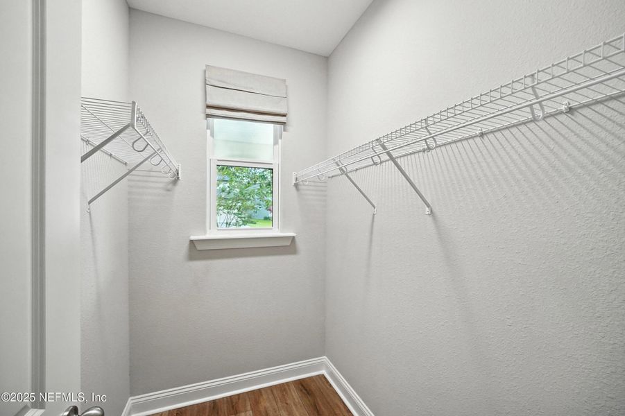 Image 40 of a home in .