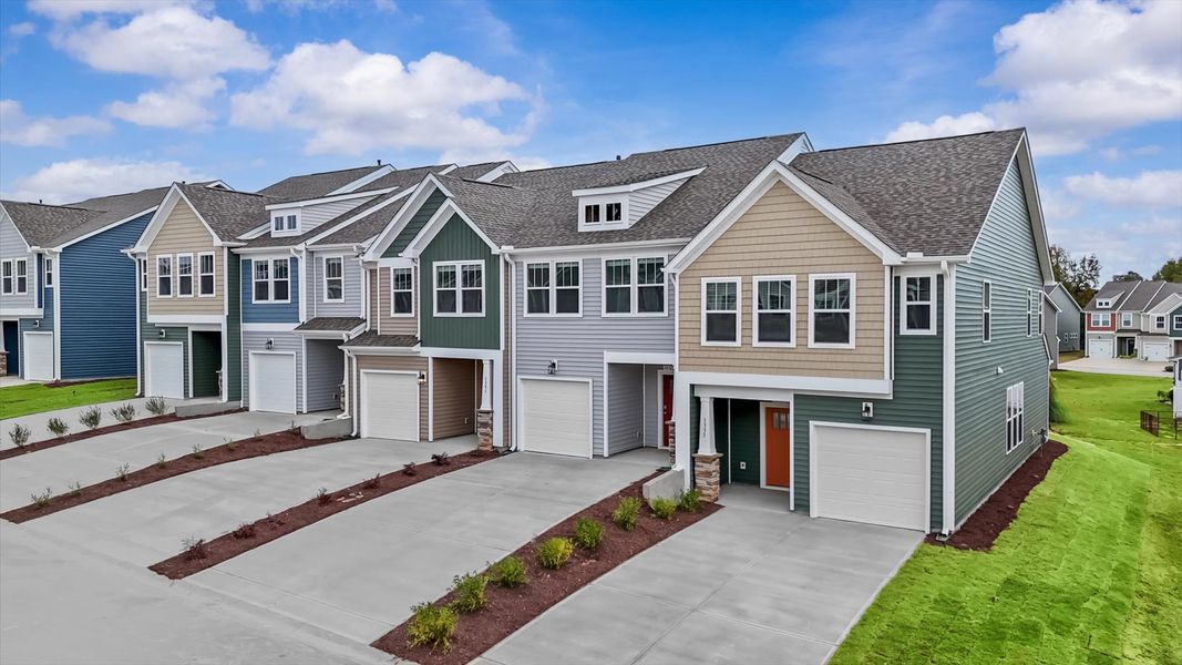 Front exterior of a new home in Tyger Ridge, Moore, SC, highlighting curb appeal (Image 1).