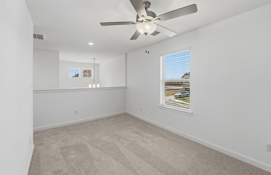 Spacious, unfurnished interior of a new home in Santa Rita Ranch, Liberty Hill (Image 47).