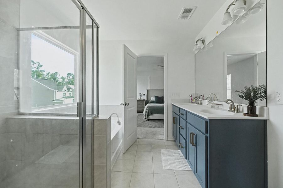 Furnished interior view inside a new home in Parker's Preserve, Ridgeville (Image 18).