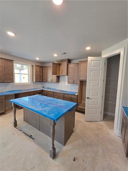 Image 11 of a home in The Manor at Gainesville Township.