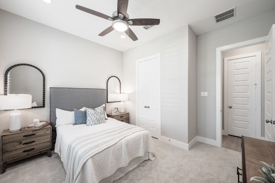 Representative furnished interior of a home built from the Verdin by Tri Pointe Homes in Pecan Ridge, Fulshear (Image 33).