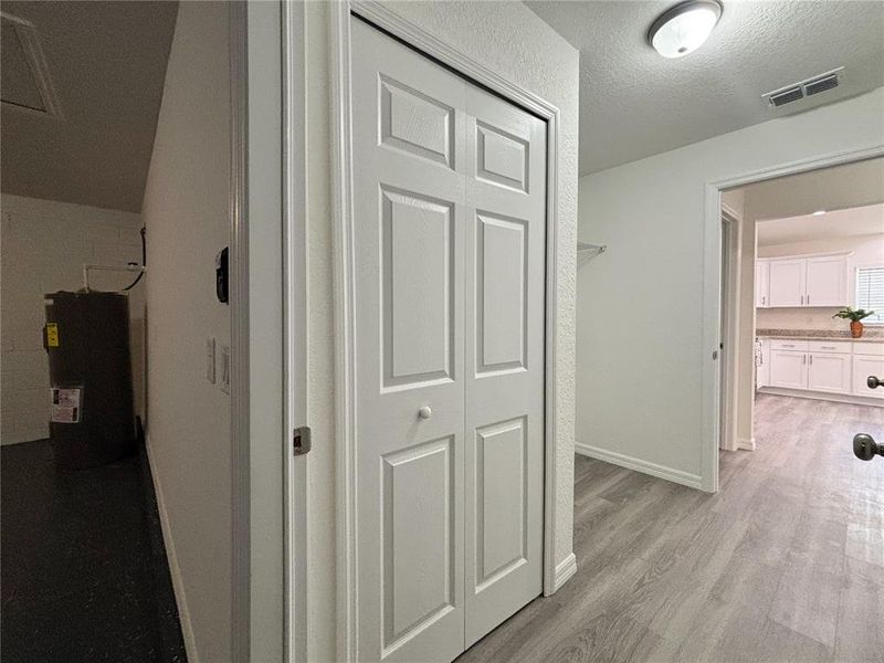 Spacious, unfurnished interior of a new home in , Dunnellon (Image 68).