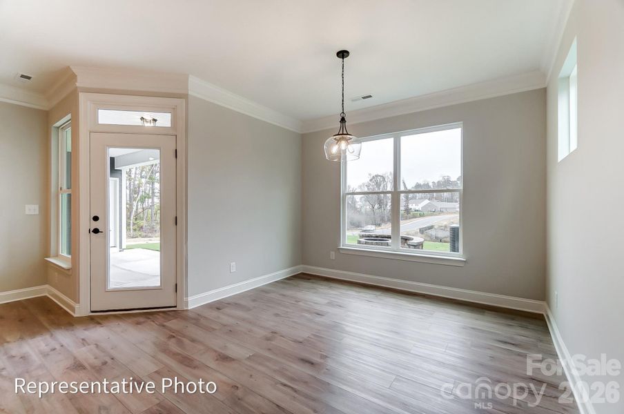 Spacious, unfurnished interior of a new home in Rone Creek, Waxhaw (Image 12).
