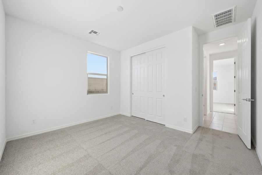 Spacious, unfurnished interior of a new home in Tierra Vistoso, Surprise (Image 12).