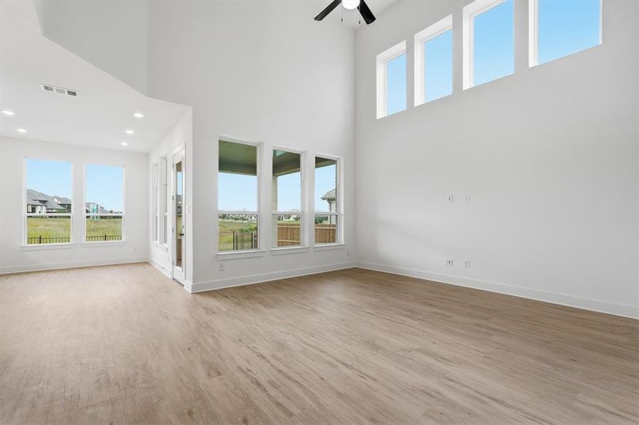 Spacious, unfurnished interior of a new home in Devonshire, Forney (Image 23).