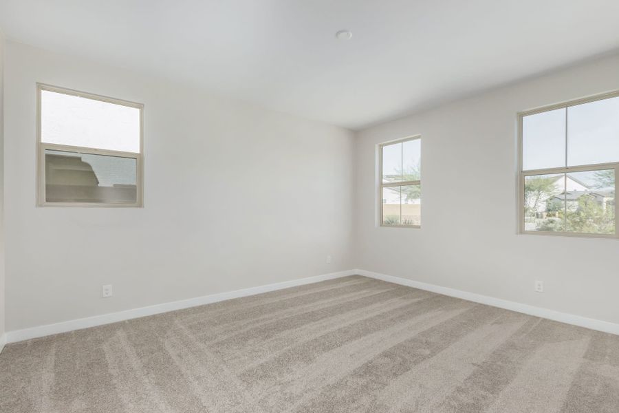 Spacious, unfurnished interior of a new home in Solvida at Estrella, Goodyear (Image 24).
