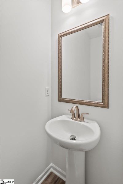Close-up of interior finishes inside a home in Hazelwood, Boiling Springs (Image 13).