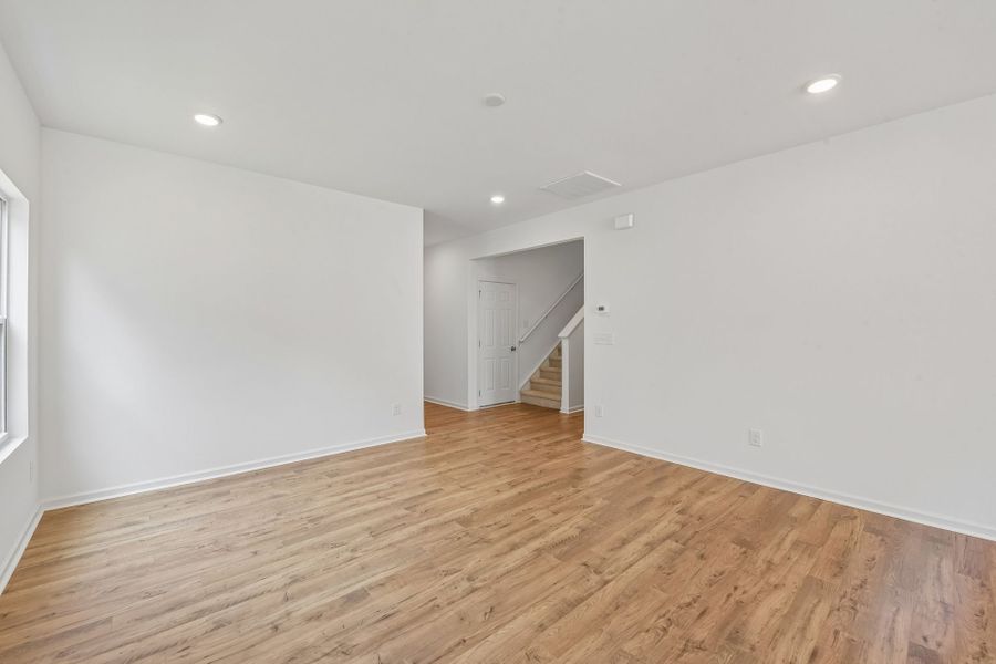 Spacious, unfurnished interior of a new home in Edgewater - The Cottages, Lancaster (Image 17).
