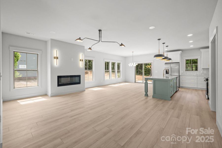 Image 40 of a home in .