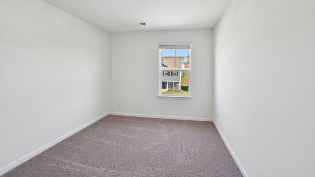 Spacious, unfurnished interior of a new home in Johnson Farms, Greeneville (Image 17).