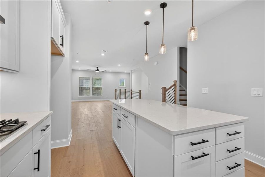 Furnished interior view inside a new home in 1871 Hollywood, Atlanta (Image 6).