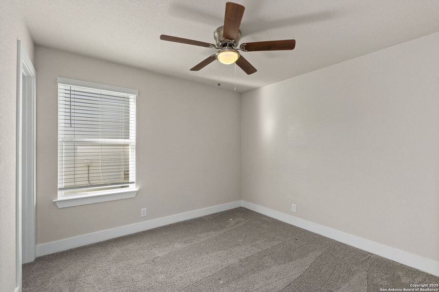 Spacious, unfurnished interior of a new home in Brookstone Creek, San Antonio (Image 20). Spacious, unfurnished interior of a new home in Brookstone Creek, San Antonio (Image 20).
