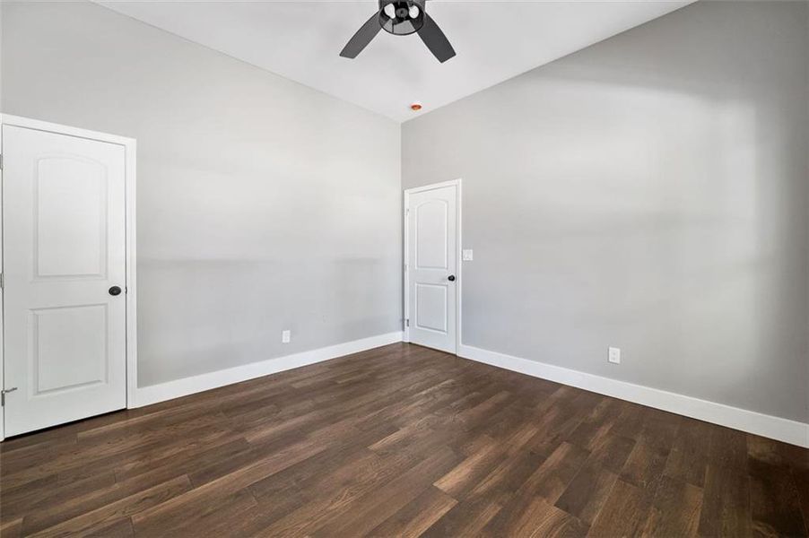 Spacious, unfurnished interior of a new home in , Mableton (Image 27).