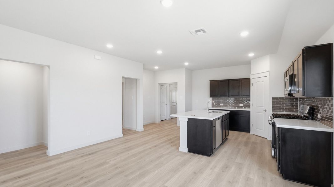 Furnished interior view inside a new home in Morningside, Josephine (Image 25).